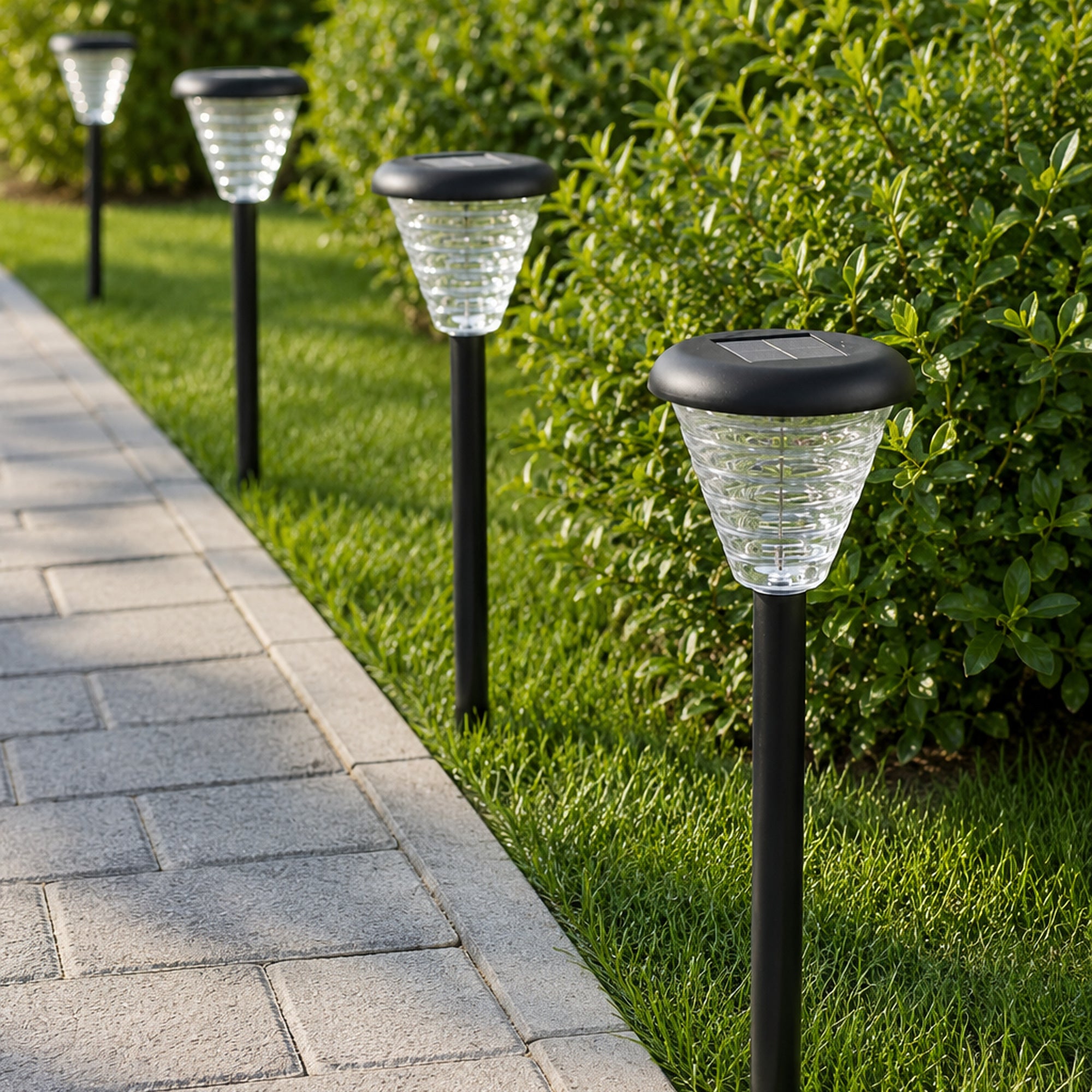 Lampă solară LED fără fir pentru alee și terasă – Ravian.ro